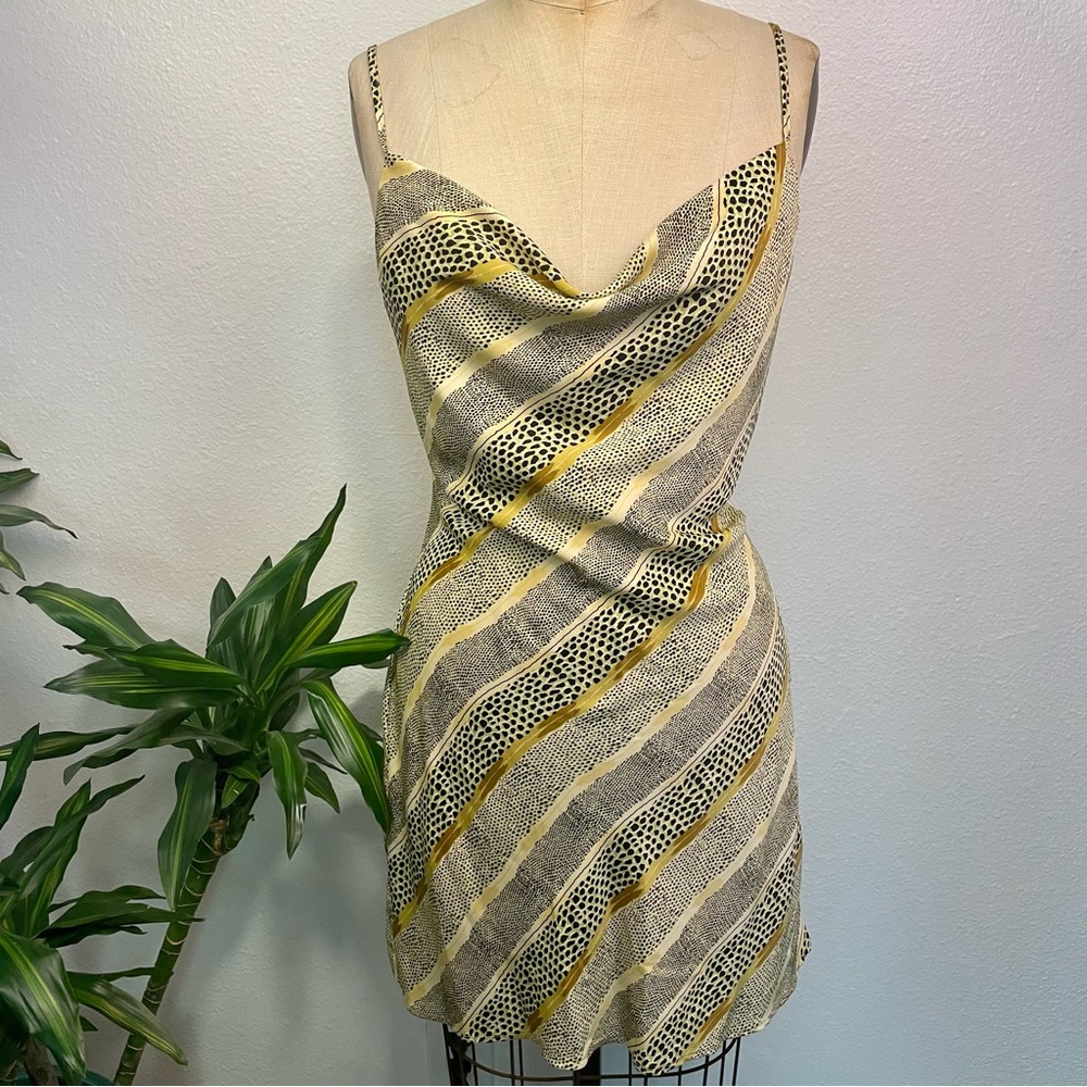 🌼Urban Outfitters Mini Dress with Draped Cowl Neck in Size Large🌼